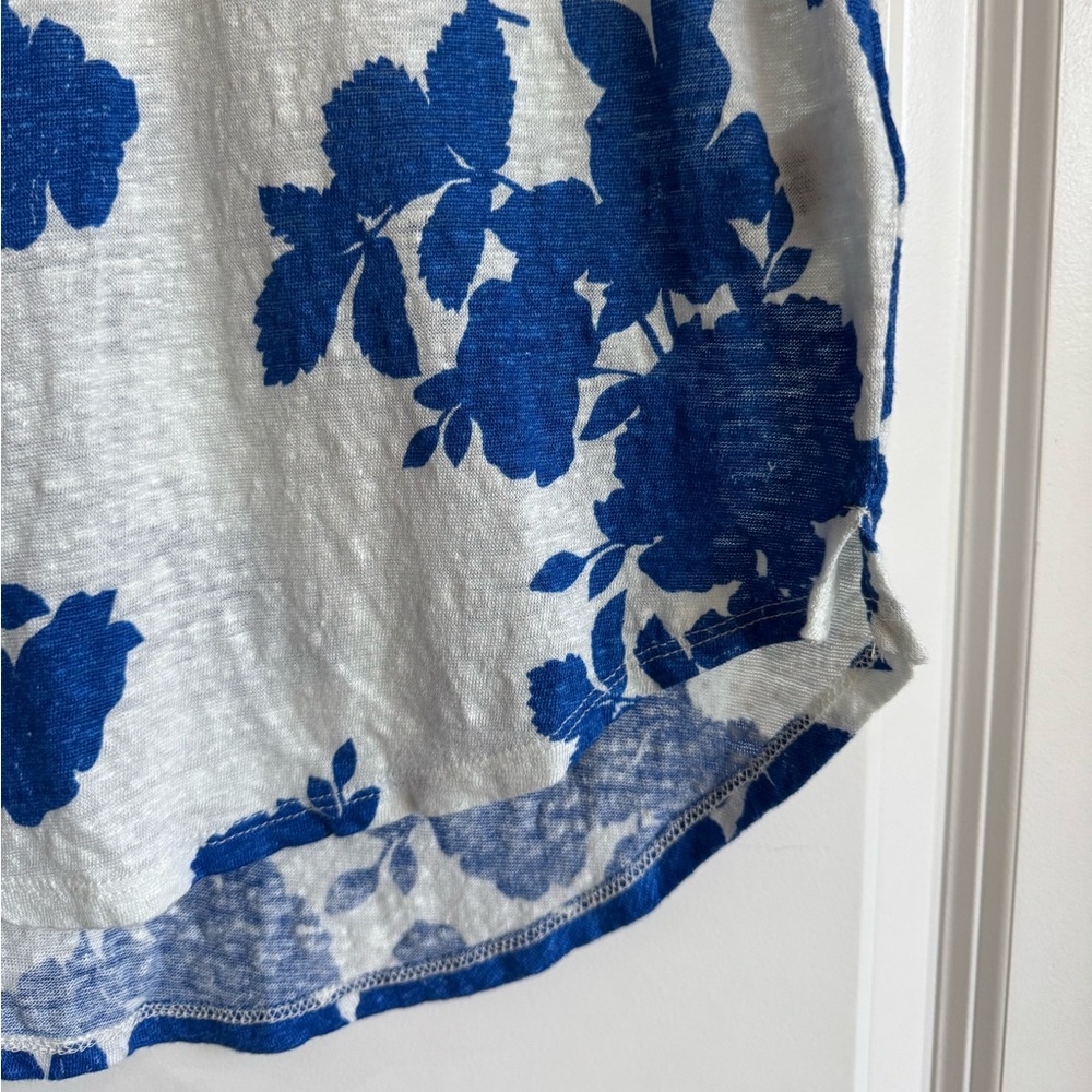 Cynthia Rowley Linen Floral Cap Sleeve Summer Top Vacation Travel Blue White M - Picture 6 of 7